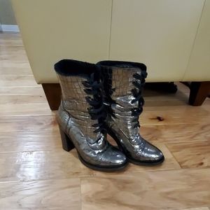 UGG Piera Ankle Boot